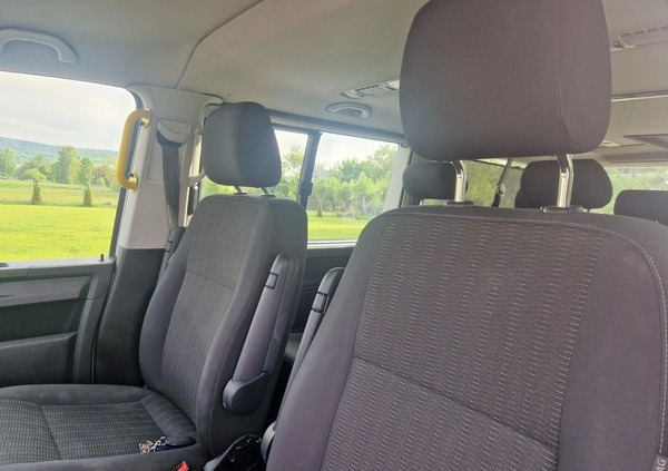 Volkswagen Caravelle cena 59900 przebieg: 330000, rok produkcji 2016 z Bodzentyn małe 232